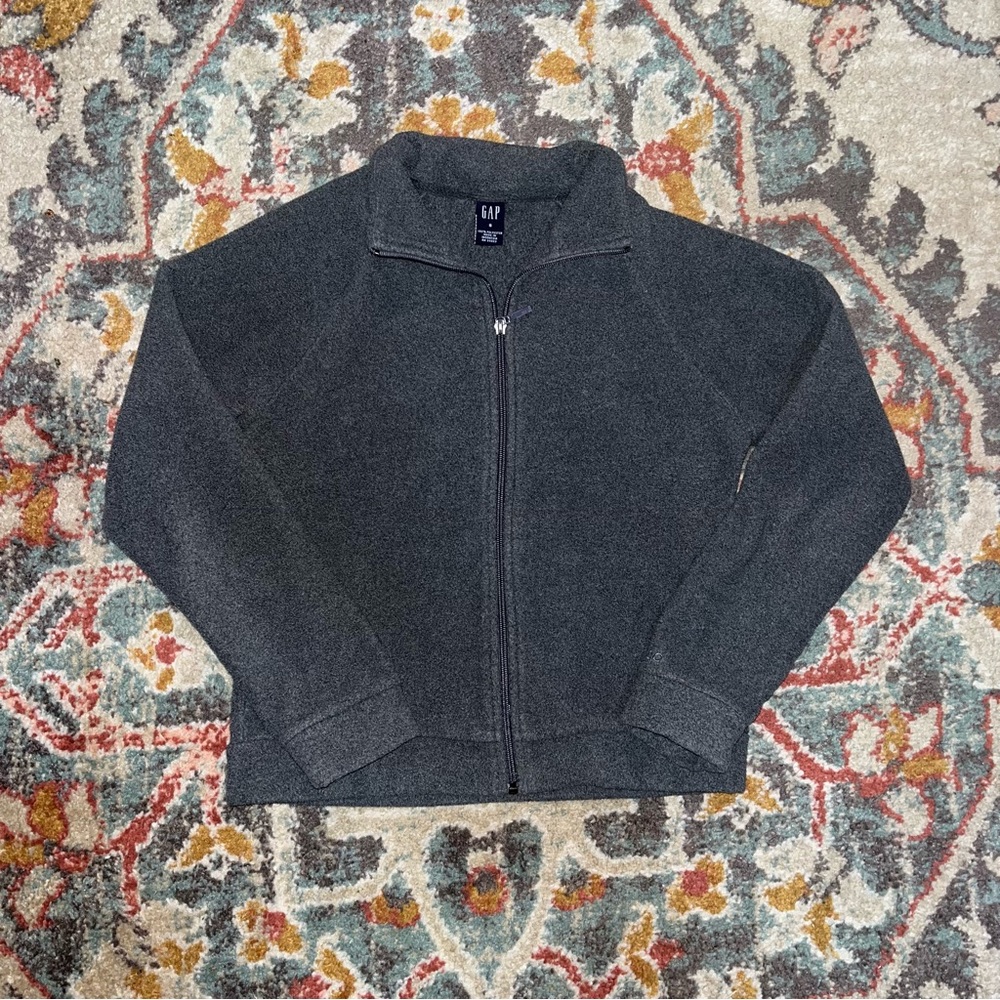 Gap zip up fleece jacket adult size S dark gray, EUC